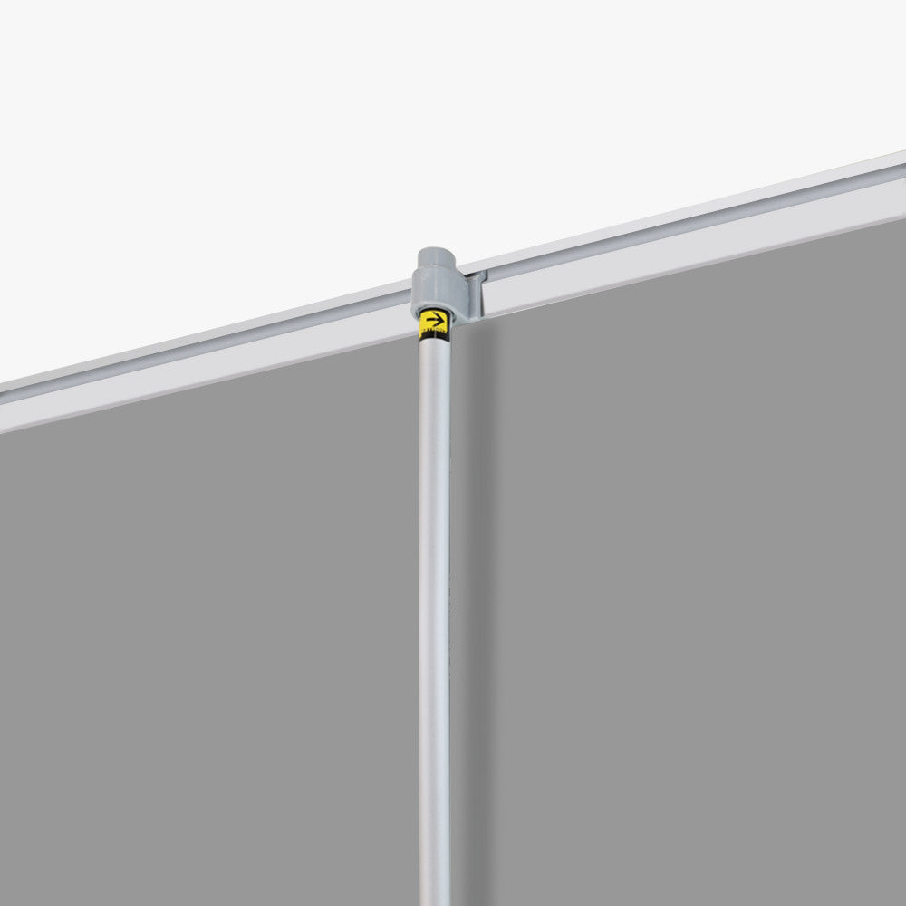 Delux Retractable